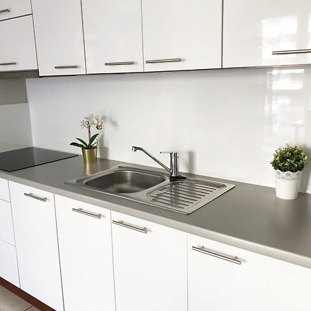 ורשה Al Krakowska 291A By Homeprime מראה חיצוני תמונה