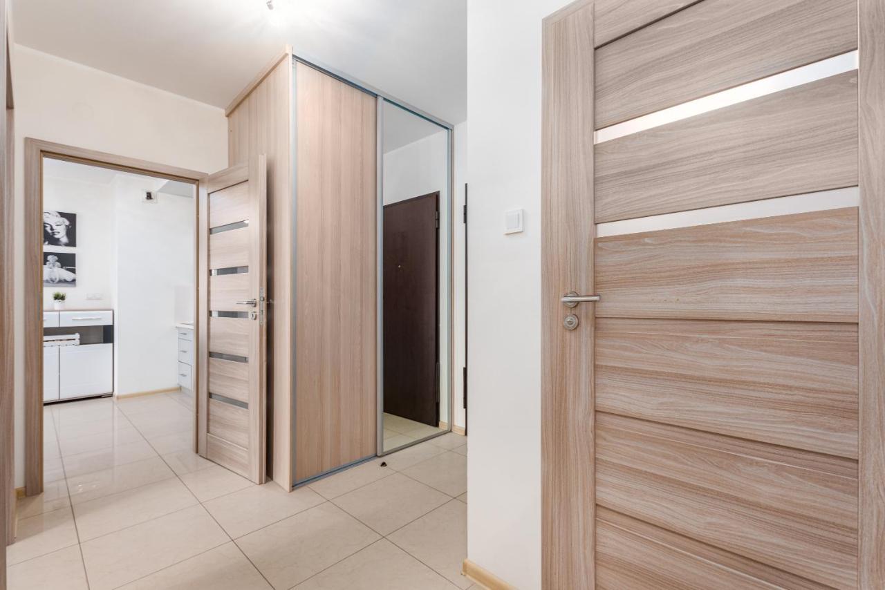 ורשה Al Krakowska 291A By Homeprime מראה חיצוני תמונה